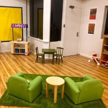 san_mateo_preschool_garden_sofa.jpg