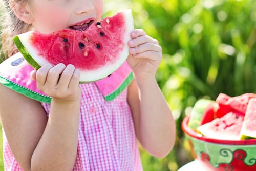 tasting foods encourages children to form opinions