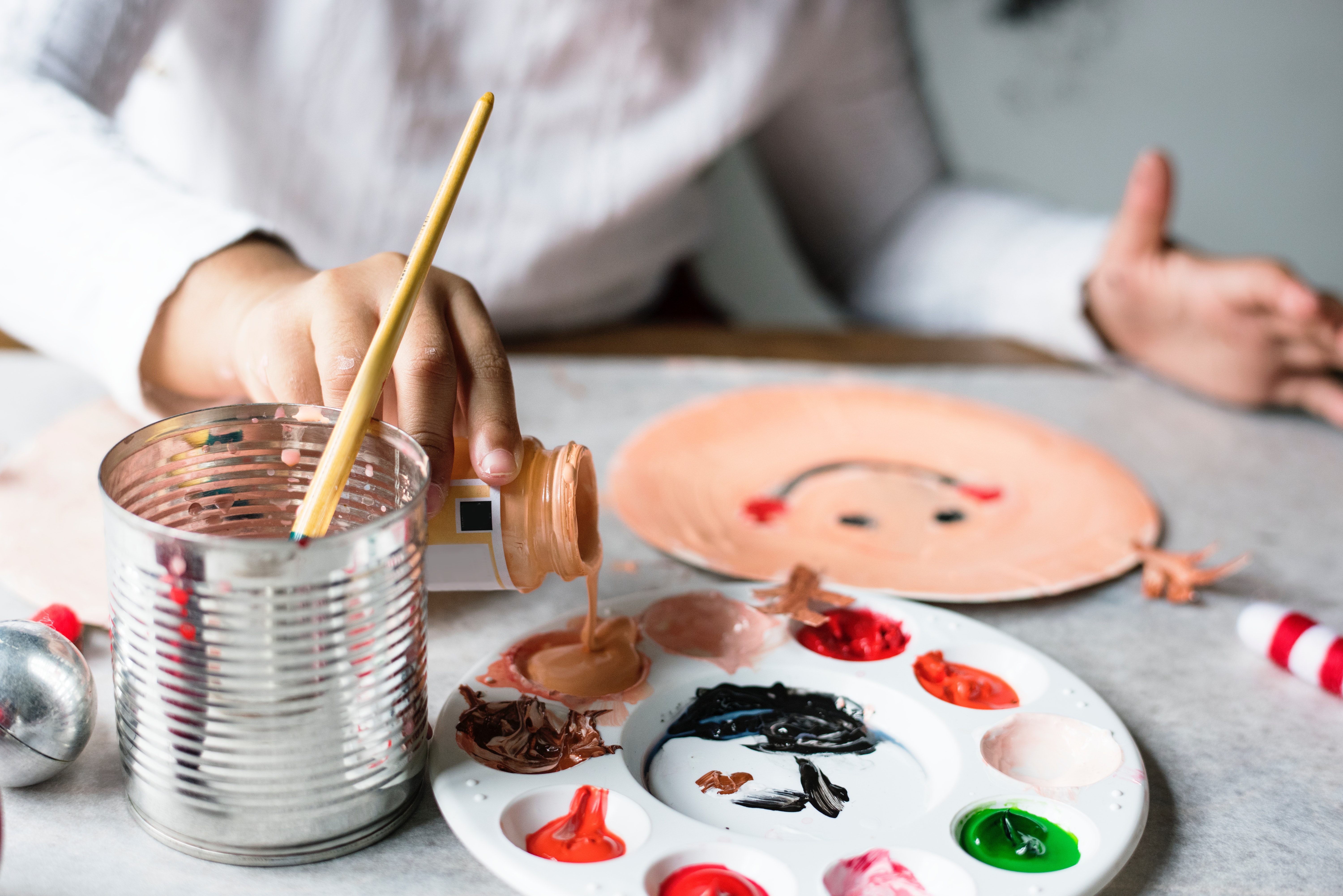 Paper plates make great gifts when decorated